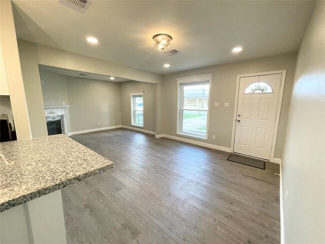 806 Fitzgerald St in East Bernard, TX - Building Photo - Building Photo