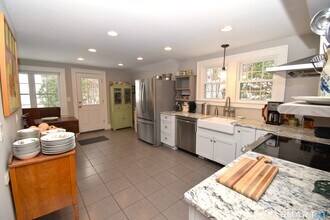 2203 Durham Rd in Madison, CT - Building Photo - Building Photo