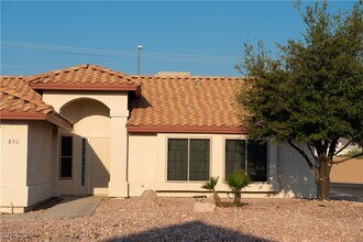 836 Teal Wing Way in Henderson, NV - Building Photo - Building Photo