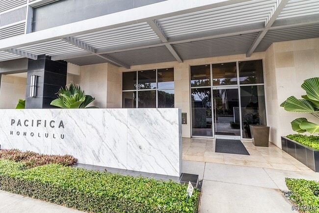 property at 1009 Kapiolani Blvd