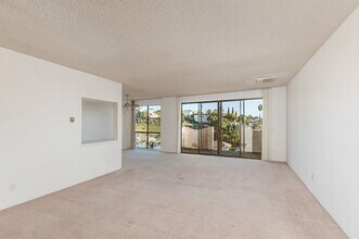 3217 Columbia St in San Diego, CA - Building Photo - Building Photo