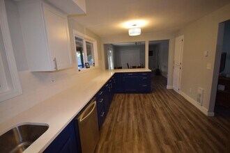 712 NE 122nd Ave in Vancouver, WA - Building Photo - Building Photo