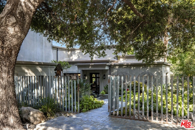 7770 Firenze Ave in Los Angeles, CA - Building Photo - Building Photo