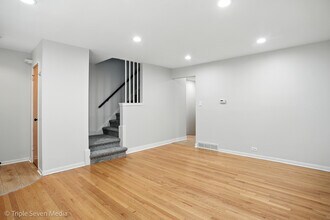 4730 Main St in Skokie, IL - Building Photo - Building Photo