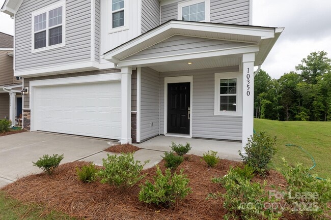 10350 Chatham Run Ln in Charlotte, NC - Building Photo - Building Photo
