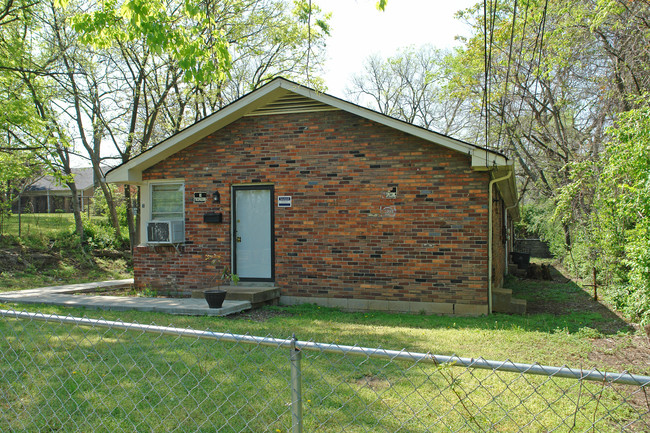 1113 Sigler St in Nashville, TN - Foto de edificio - Building Photo