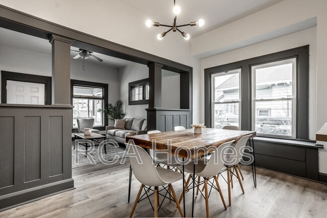 4612 E New York St in Indianapolis, IN - Building Photo - Building Photo