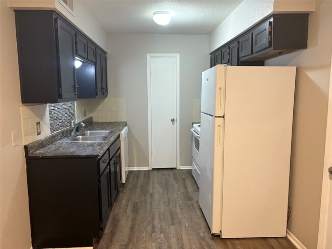 446 Carlton St in Brazoria, TX - Building Photo - Building Photo