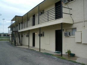 The Graduate Apartments in Denton, TX - Building Photo - Building Photo