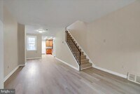 4211 Parrish St photo'