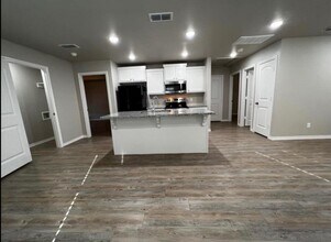 2632 Hickory Ave in Lubbock, TX - Building Photo - Building Photo