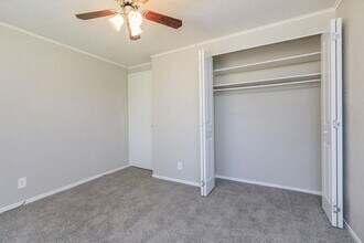 160 Safe Harbor Dr in Goodlettsville, TN - Foto de edificio - Building Photo