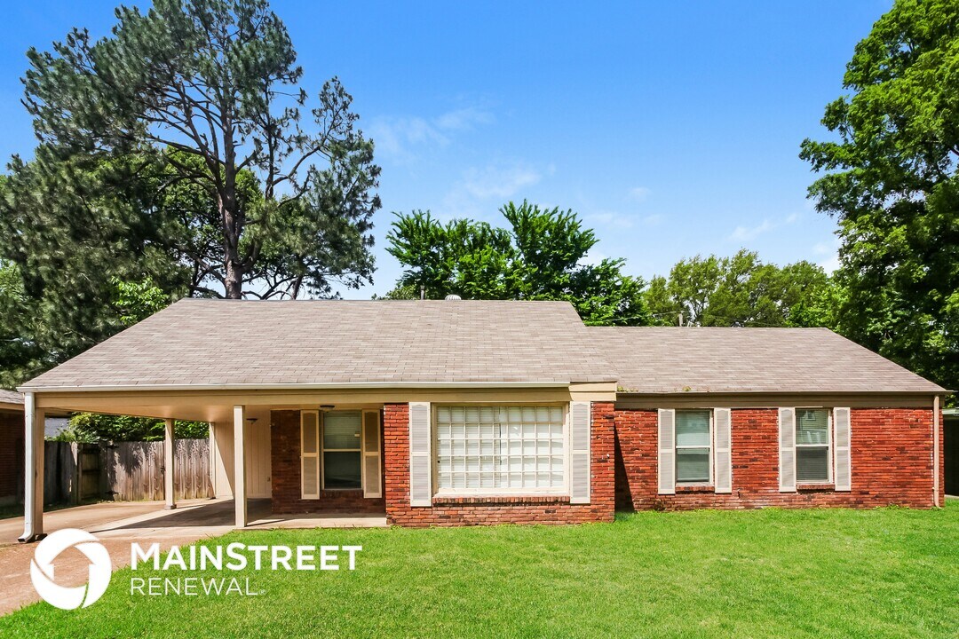 2991 Elgin Dr in Memphis, TN - Foto de edificio