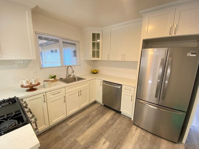 property at 2900 Wright Ave