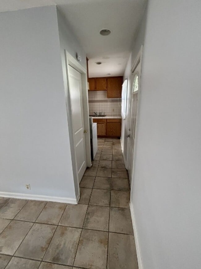 1902 E 35th St in Indianapolis, IN - Building Photo - Building Photo