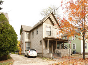 607 E Ann St in Ann Arbor, MI - Building Photo - Building Photo