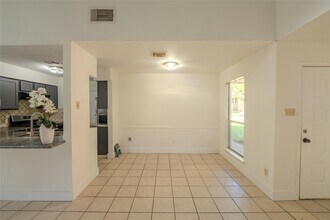 1423 Valley Landing Dr in Katy, TX - Building Photo - Building Photo