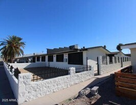 4109 E Moreland St in Phoenix, AZ - Building Photo