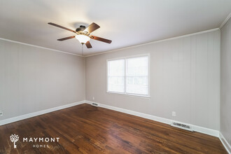 6518 Idlebrook Dr in Charlotte, NC - Foto de edificio - Building Photo