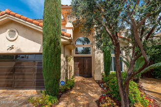 4724 Noble Ave in Los Angeles, CA - Building Photo - Building Photo