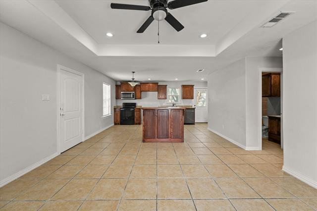 517 S Vaden St in Sherman, TX - Foto de edificio - Building Photo