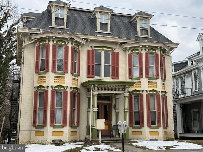 property at 232 W Main St