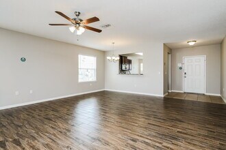 5025 Brenton Manor Ave in Winter Haven, FL - Building Photo - Building Photo