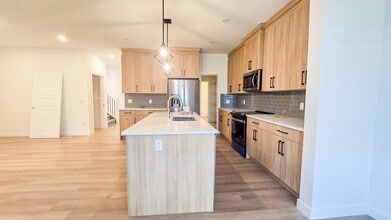 159 Sandpiper Bend in Chestermere, AB - Building Photo - Building Photo