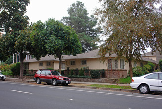 1716 P St in Sacramento, CA - Foto de edificio - Building Photo