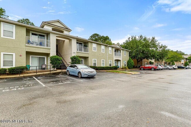 7920 Merrill Rd in Jacksonville, FL - Building Photo - Building Photo