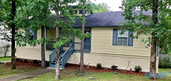 property at 13111 Chaney Thompson Rd SE