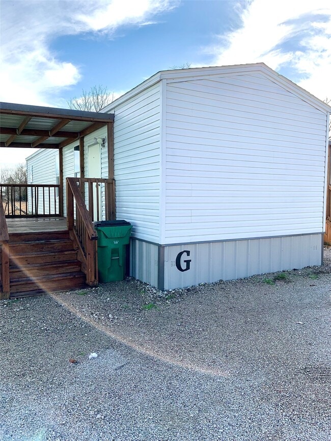 property at 3621 County Rd 161