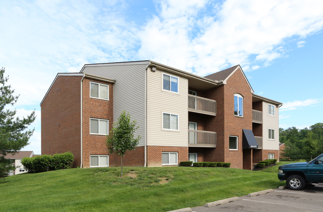 Sandhurst in Zanesville, OH - Building Photo