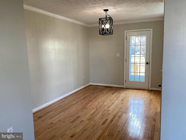 142 Surrey Club Ln in Stephens City, VA - Building Photo - Building Photo