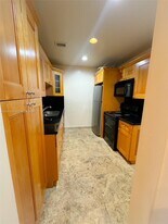 2008 Jackson St in Hollywood, FL - Building Photo