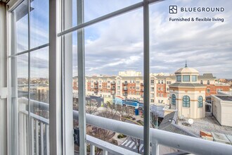 2800 Clarendon Blvd-Unit -FL5-ID448 in Arlington, VA - Building Photo - Building Photo