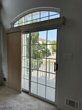 82 Hancock Dr in Morristown, NJ - Building Photo - Building Photo