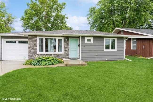 property at 605 Elm St