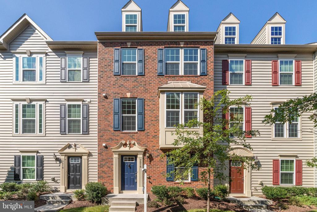 7216 Sugar Magnolia Ln in Elkridge, MD - Building Photo