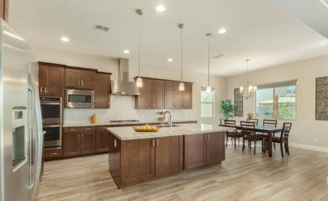 10112 Cintron Ln in Mesa, AZ - Building Photo - Building Photo