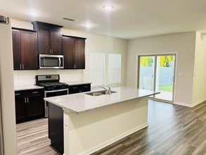 4829 Dufour Dr in Lilburn, GA - Building Photo - Building Photo