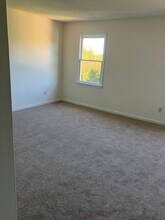 1113 Yellowbell Pl in Greensboro, NC - Building Photo - Building Photo