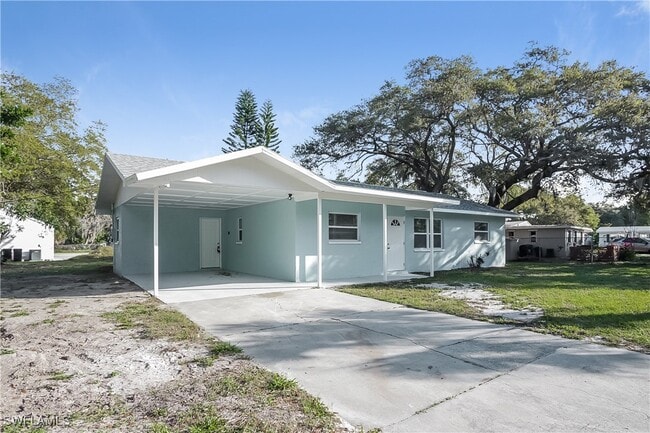 375 Scott St in Nokomis, FL - Building Photo - Building Photo