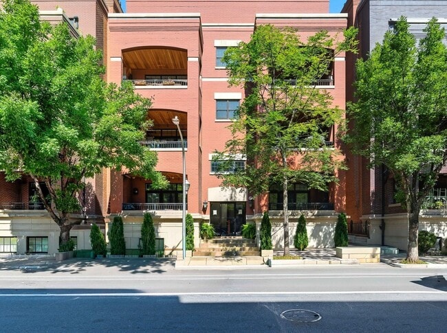 property at 1248 W Jackson Blvd