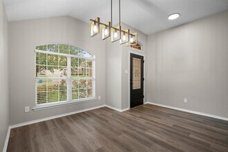 18464 Sunrise Oaks Ct in Montgomery, TX - Building Photo - Building Photo