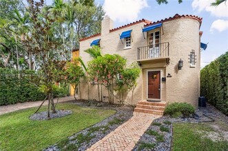 1231 Ferdinand St in Coral Gables, FL - Building Photo - Building Photo