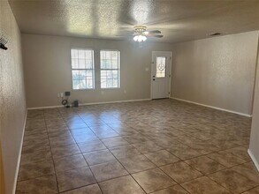 604 Shady Grove Dr in Granbury, TX - Building Photo - Building Photo