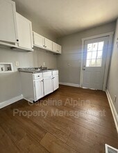 2735 Remington St in Charlotte, NC - Building Photo - Building Photo