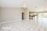 1513 SW 17th Pl in Cape Coral, FL - Foto de edificio - Building Photo