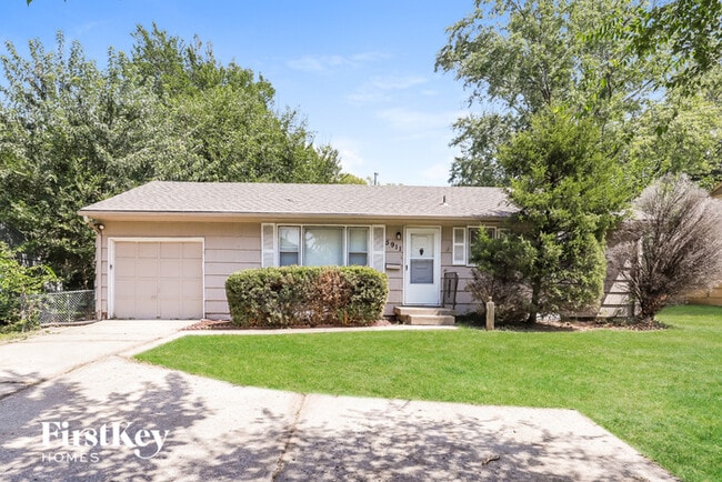 5911 Blue Ridge Blvd